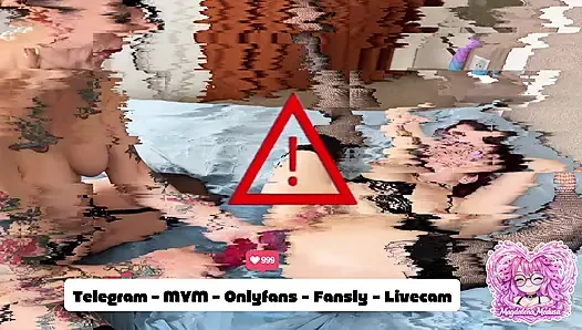 2 French girls fuck their ass hard - Godes XL Fist et Squirt