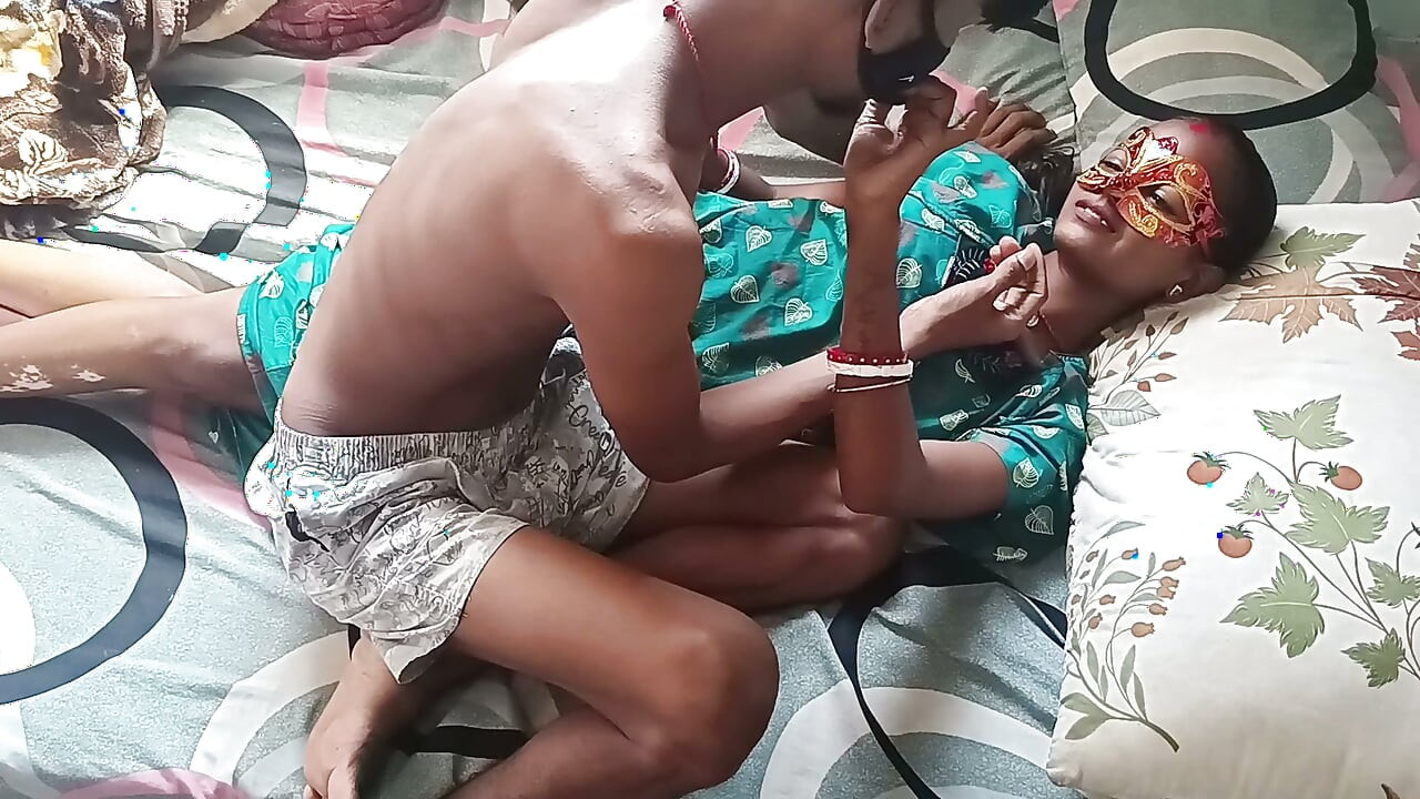 Step Sister ko Ghar Pe bula Kar kiya Sex Jab step mothe Ghar Par nahi Thi