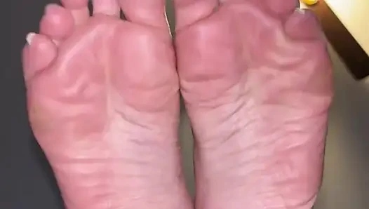 Foot Kink Humiliation Sph Fetish Exposed by Ivys Feet