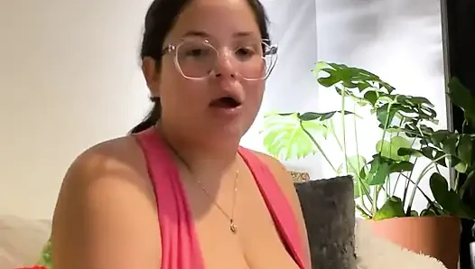 Live Stream with Dani Valentina