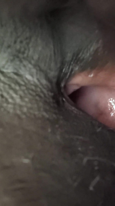 デシの美しい女の子が初めてきつい膣を体験するXXX動画、デシの美しい村の女の子のセックス動画 |クリップ1