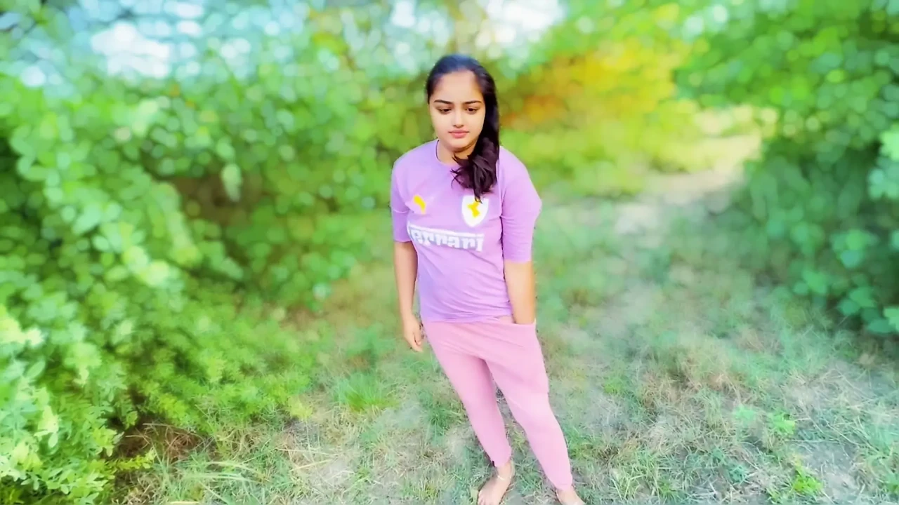 Desi village girl suman making love in forest and fuck her tight pussy in jungle viral