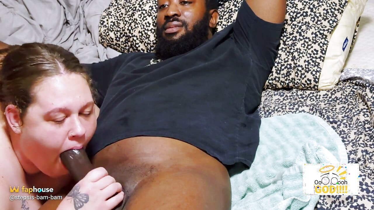 Mollige stiefzus Bam wil meer sperma