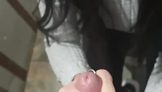 Milf nyata mengambil kontol di kamar mandi lagi!