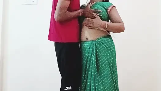 Saya telah merekam video istri teman saya berhubungan seks dengan orang lain dan saya juga mengatakan bahwa kami juga harus berhubungan seks, jika tidak, suami Anda