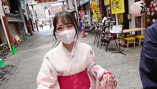 Tubuh langsing putih murni & pantat buah persik putih! Wanita baru lulusan kantor yang tumbuh di pusat kota!