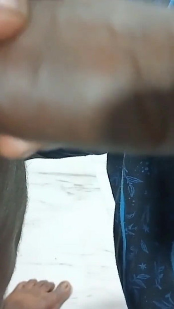 Momento imprescindible de "Esposa tamil chupando profundo"