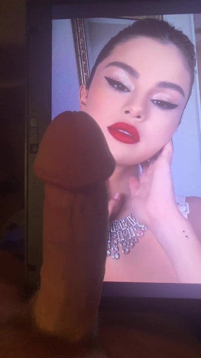 selenagomez cocktribute 4