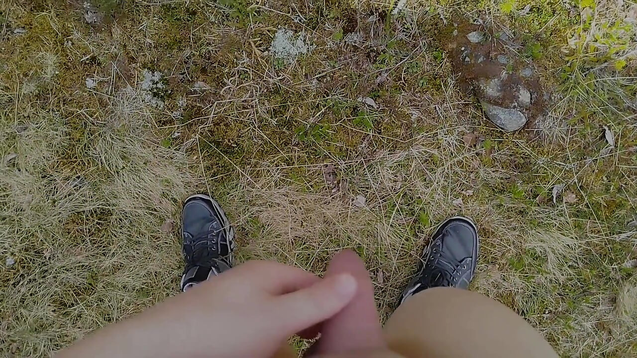 Mijando nas montanhas