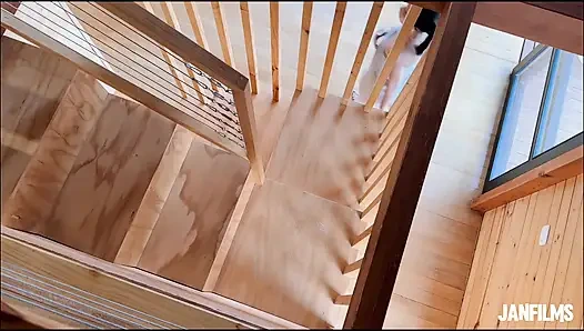 Yüzüne fışkırt! Kız arkadaşım Paisa vajinal meyve sularıyla beni banyo yapıyor