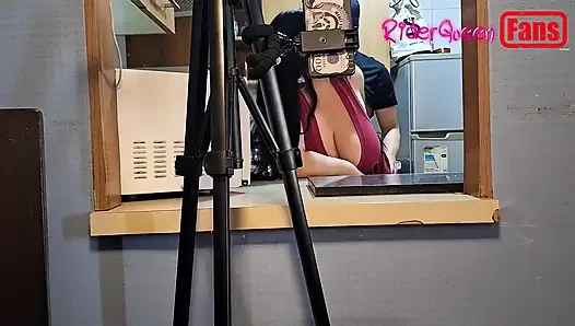 Hayranlar için videolar maskeli genç adam beni mutfakta sikiyor, kamera arkası