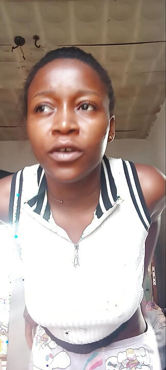 Çevrimiçi iş arkadaşına ihtiyaç duyulan bir amcık olma