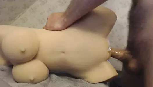 Seks bebeği sikişi