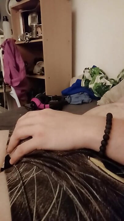 I and Cum on My Stomach, I Haven't Shaved