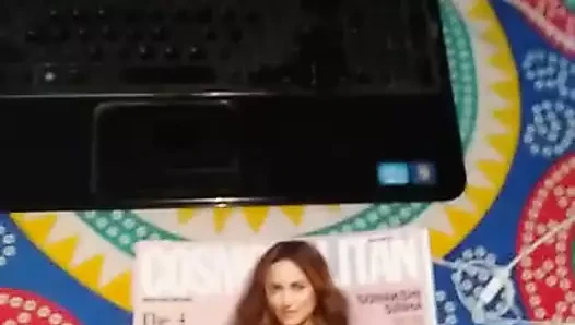 Sonakshi Sinha kreunt sperma eerbetoon