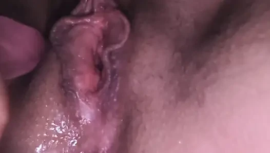 Amında büyük dildo varken çift uçlu dildo götüne kadar