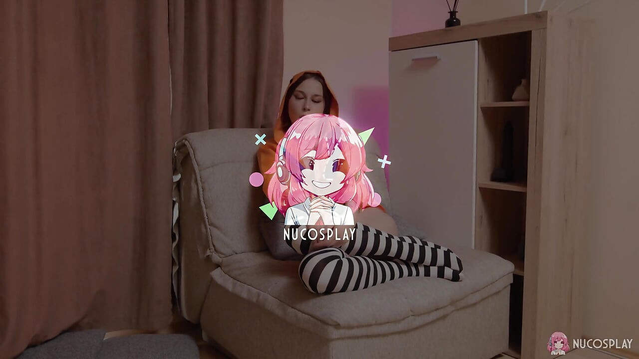 Runa Cosplay Girl Enjoys a Powerful Dildo