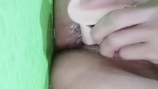 im horny wife