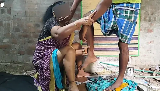 Indian Hot Stepmom with Young Boy Beautiful Creampee Sex Video