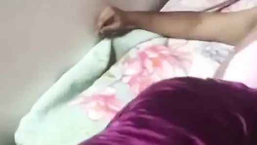 Orgazm kız Arap 18 yaşında