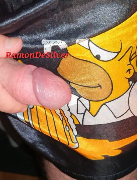 Master Ramon jerks his creamy milk into your slave's mouth!