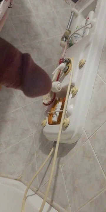 Pee