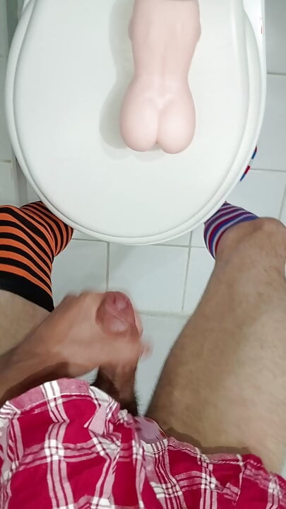 SUBMISSIVE SCHOOLGIRL FUCKING IN PUBLIC BATHROOM, TOY LILY, DELICIOUS PINK PUSSY