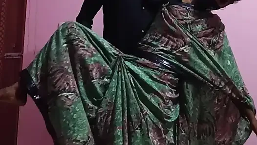 Bangladeshi viral video girlfriend and boyfriend.
