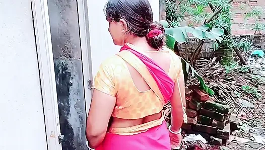 Ich mockte das Haus, ich war auf dem Chef und mein Rücken verletzte sich sehr, Sir, es fühlte sich jetzt sehr gut an.