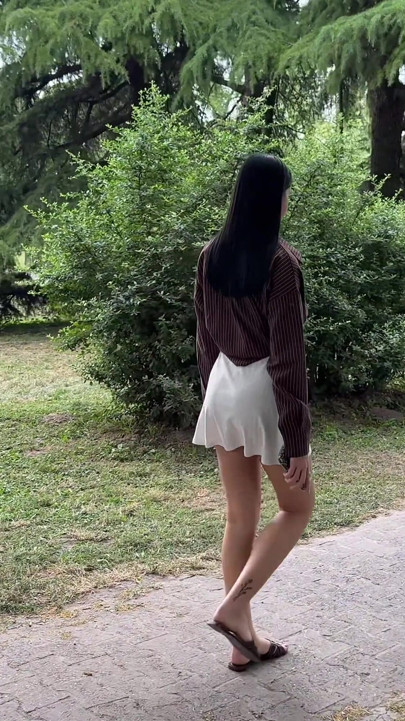 Park Hookup - Nieznajoma dziewczyna ssie i pieprzy mnie na zewnątrz