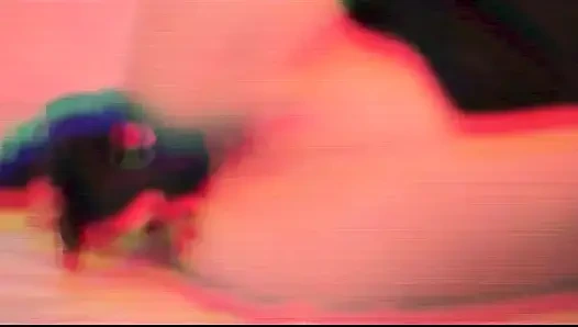 Yor Forger удовлетворяет все три дырки и заставляет ногами наблюдать за ней