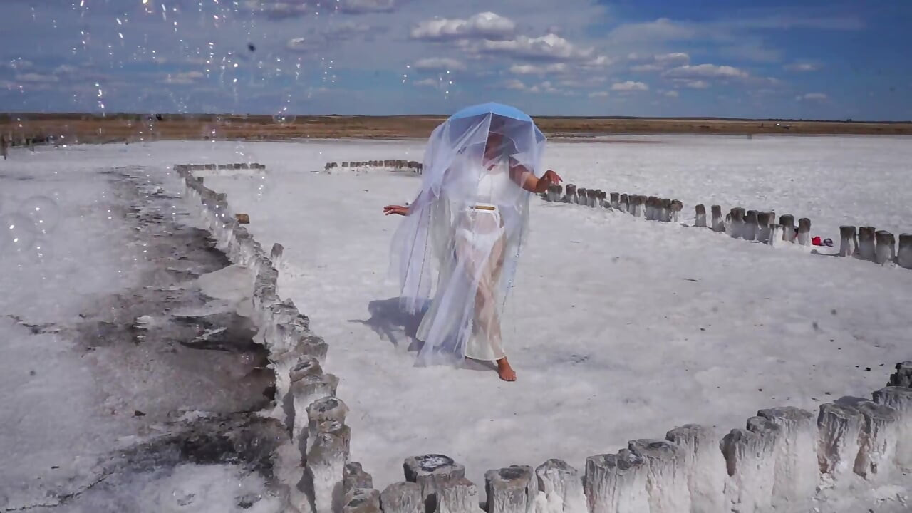 Bílé ticho na Salt Lake Elton