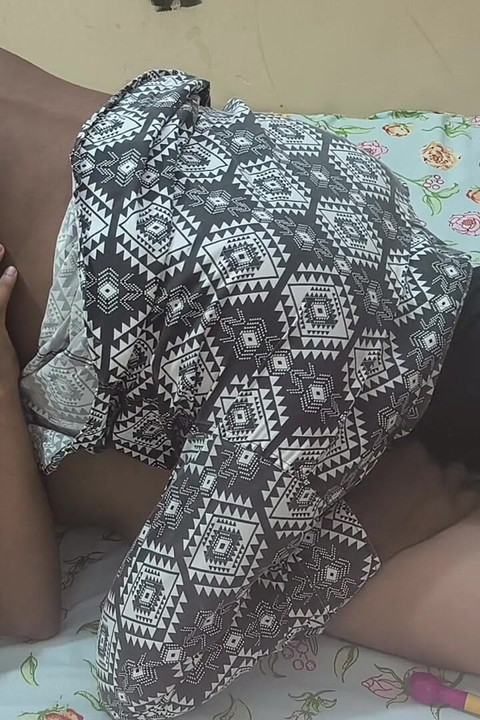 Bava Mardal 的性愛與擠奶