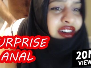 Anal kejutan yang menyakitkan dengan wanita yang sudah menikah mengenakan jilbab!