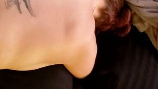 巨乳熟女が巨根で若い男をファック