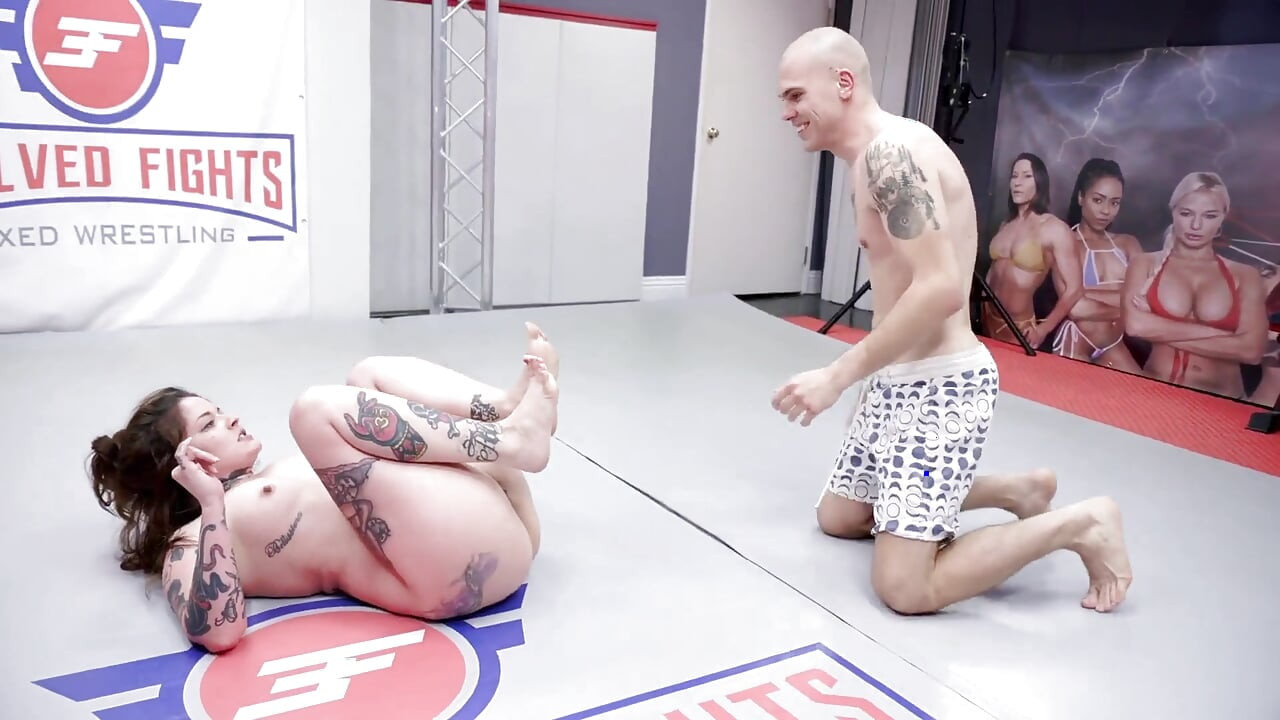 Vanessa Vega Gegen Tony Sting Mixed-wrestling