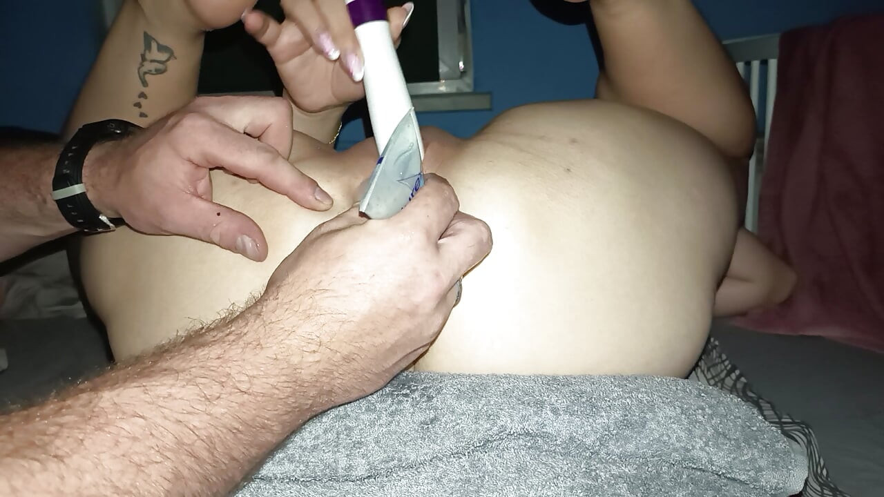 ブロンドのストレッチをチェックします