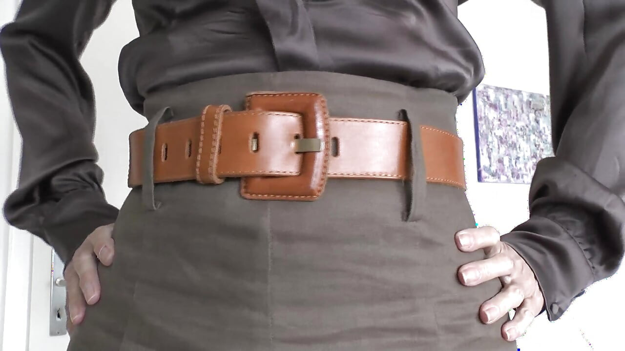 Opwindende riem passen met een lelijke rok, deel 1, lady Victoria Valente