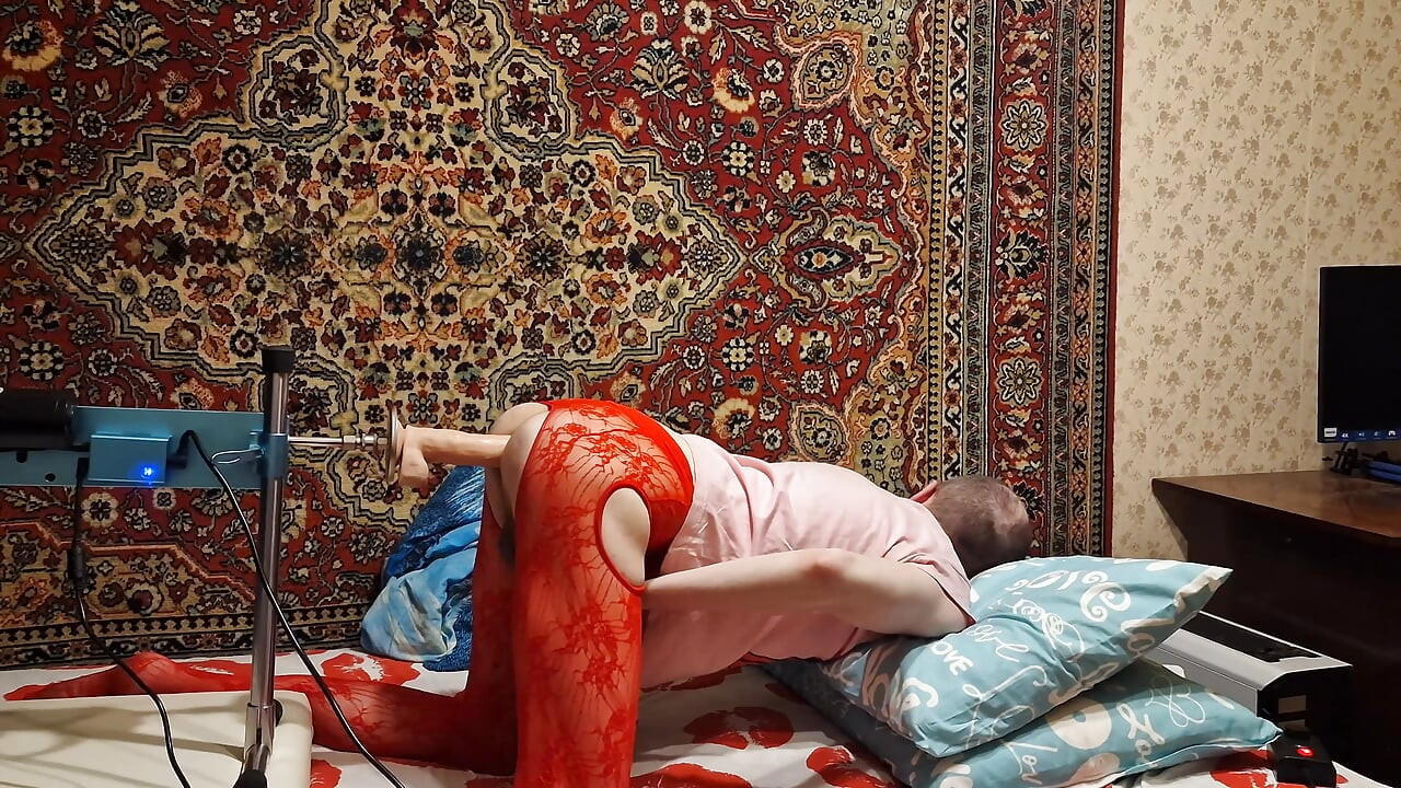 Sasha Earth sissy Crossdresser homemade amateur anal Fucking Machine