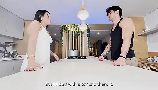 Stepmom Gets Unexpected Sex in the Kitchen with a Huge Internal Cumshot