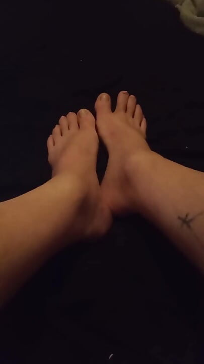Brincando com minhas pernas