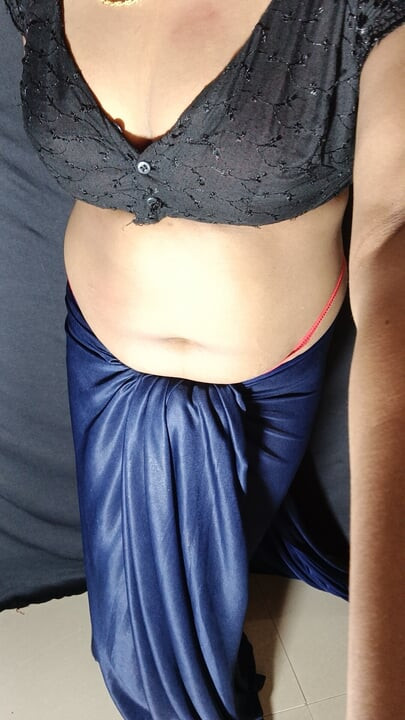 Desi bhabhi ki nude video, Desi bhabhi ki Desi aunty village wife nude video