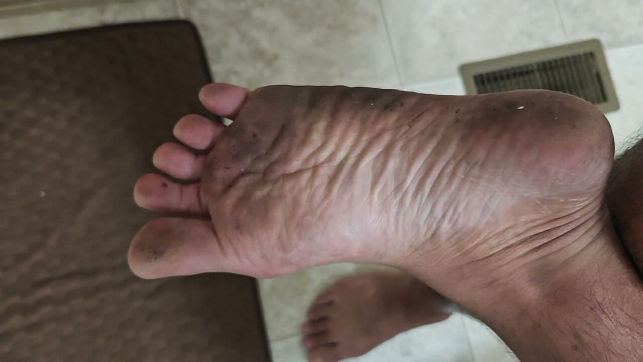 My Dirty Soles and Feet Close-Up Solo Foot Content