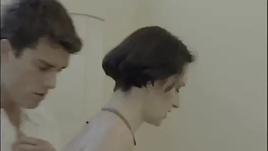 Tam sevgili arkadaşımın kıçına götü!