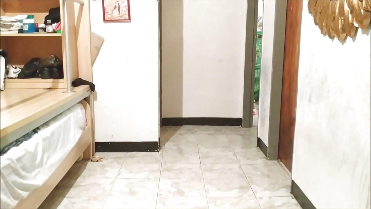 Orta yaşlı seksi kadın ve kızlar esaret sorunu yaşıyor