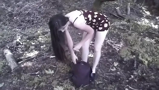 Экстра волосатая крошка 90-х показывает натуральную крошку