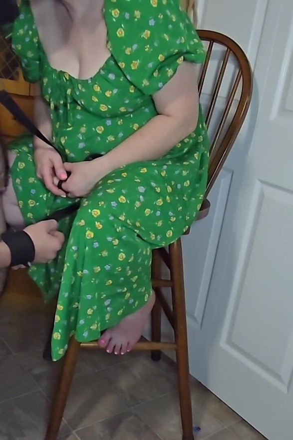 Feet and Pussy Worship