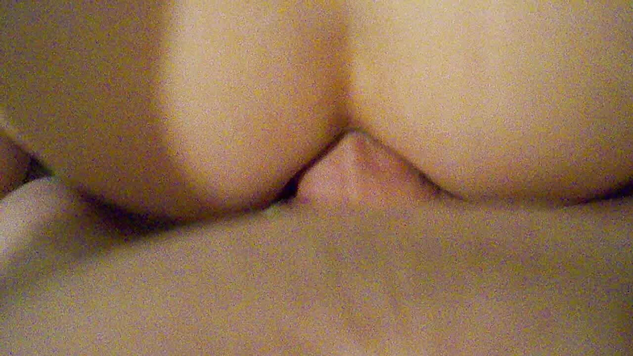 My first time trying anal with a big dick, he absolutely wrecked me, it felt so good!