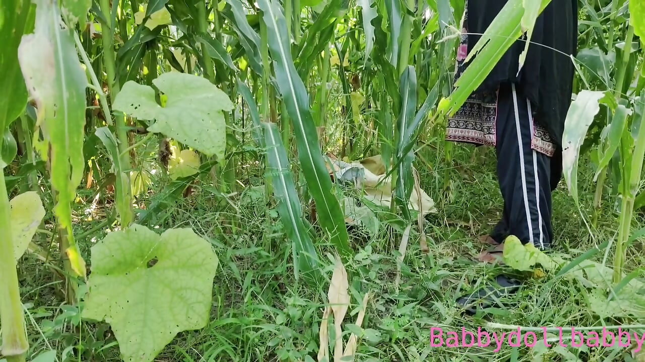 Makka ke Khat me Punjabi couple