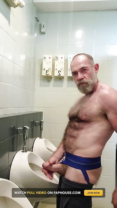 Meet Hairy stepdaddy at the Truckstop